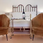 Dimore Di Portadibasso 4*