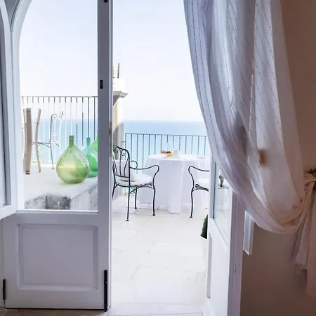 Dimore Di Portadibasso 4*